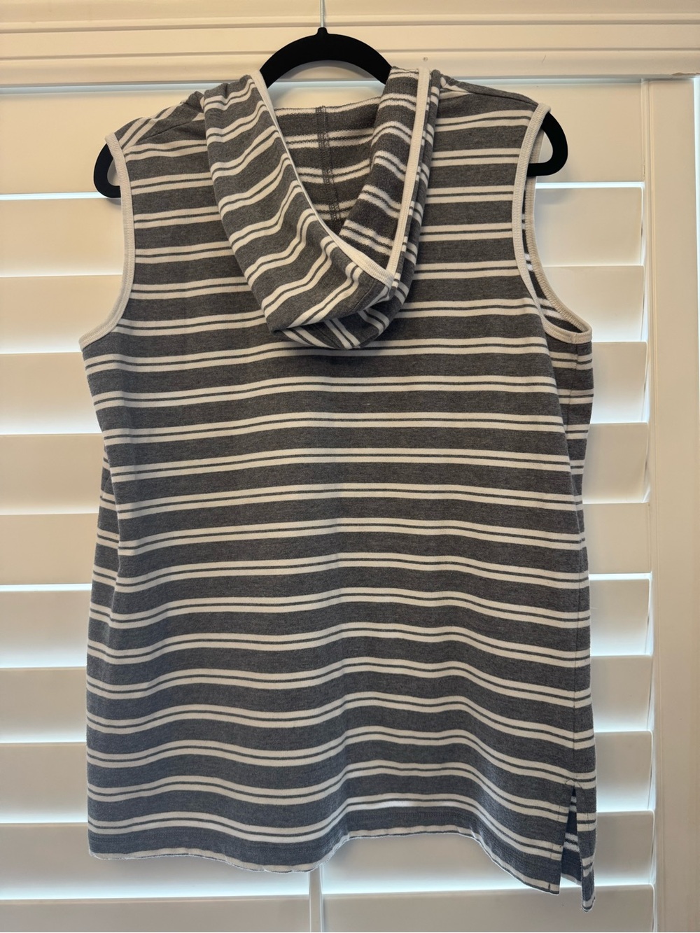 Catalina Gray & White Striped Sleeveless Hooded Terry Top | Size Large - Picture 4 of 5